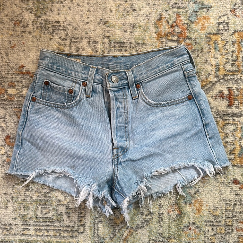 Levi’s denim shorts
